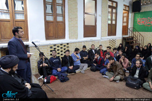 دیدار اعضای انجمن اسلامی دانشجویان دانشگاه فردوسی مشهد با سید علی خمینی