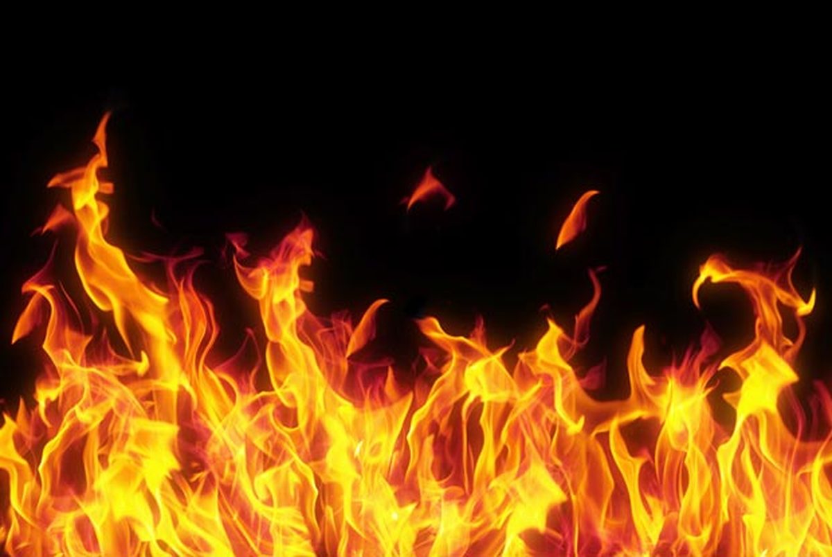 آتش به جان یک مدرسه در همدان افتاد
