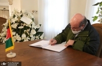 حضور محمود صادقی و چهار تن از اعضای انجمن اسلامی مدرسین دانشگاه‌ها در سفارت افغانستان (8)