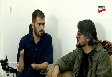 سعید نجاتی «سیمرغ فجر» خود را به جانباز لانچر اهدا کرد