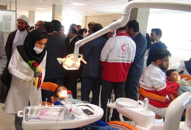 کاروان دندانپزشکان سفیران مهربانی اصفهان در ایلام مستقر شد