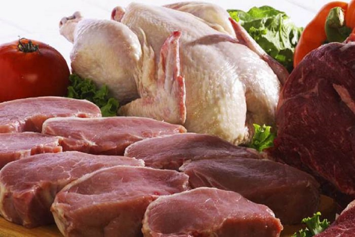 قیمت گوشت و مرغ کاهشی می شود