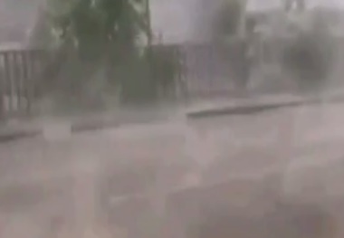 بارش سنگ از آسمان در فلوریدا !