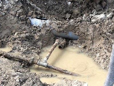 40 درصد شبکه آبرسانی روستایی در تایباد فرسوده است