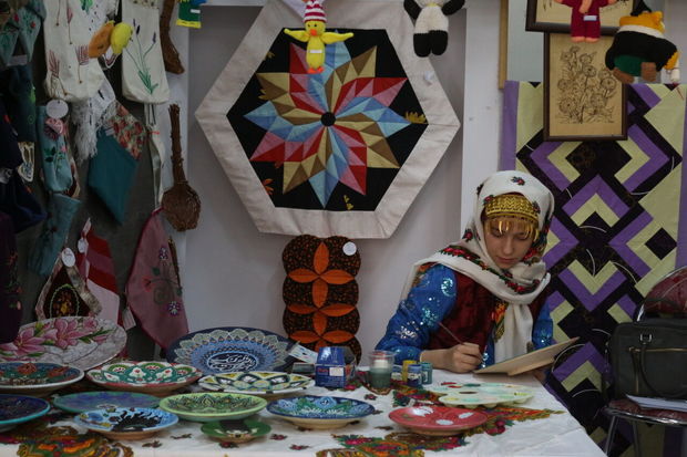 اولین نمایشگاه کانون‌های فرهنگی استان سمنان گشایش یافت