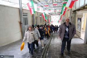 بازدید کنندگان حسینیه جماران