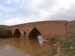 لایروبی پل تاریخی ساروق تکاب الزامی است