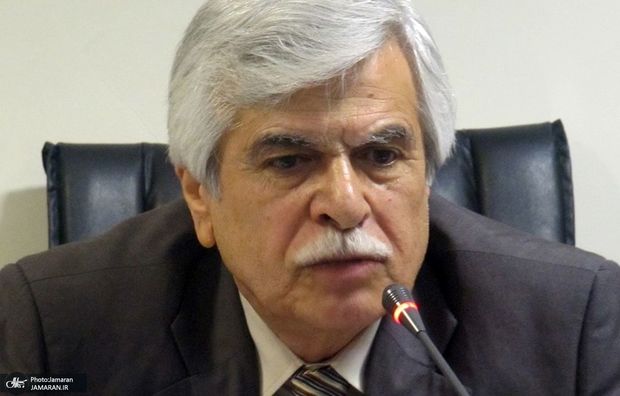 جامساز، اقتصاددان: رشد 80 درصدی دلار در دولت چهاردهم / خلق روزانه بیش از 6 هزار و 200 میلیارد تومان نقدینگی! / با تعطیل درمانی معضلات اقتصادی و اجتماعی بزرگتر خواهد شد
