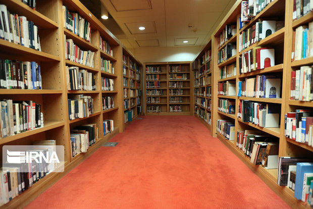 ساخت یگانه کتابخانه استاندارد همدان از رکود خارج شد