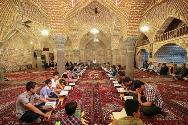 800 قرآن‌ آموز در مهد قرآن چاراویماق آموزش می بینند