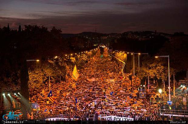 تجمع صدها هزار استقلال طلب در بارسلونا+ تصاویر