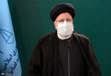 هشدار رییسی در خصوص انواع نفوذ دشمن