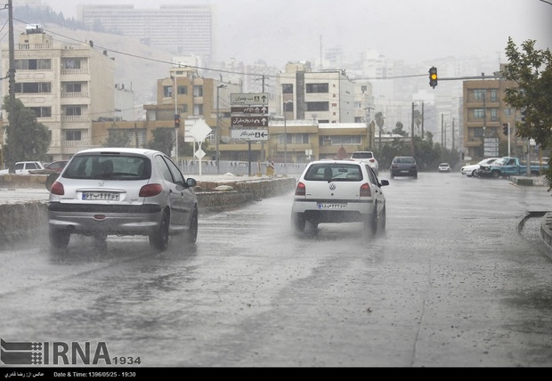 برف و باران فارس را فرا می گیرد