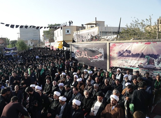 گردهمایی بزرگ عزاداران حسینی ،قیام خمینی در قم برگزار شد