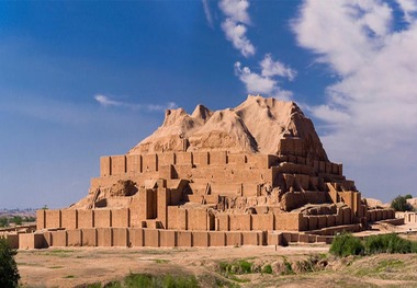 صدور سند تک‌برگ ۵۴۰ هکتار از اراضی چغازنبیل به نام دولت