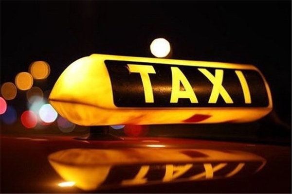 ورود اولین تاکسی‌های با پلاک منطقه آزاد انزلی به رشت