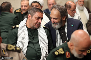 دیدار پیشکسوتان و فعالان دفاع مقدس و مقاومت با رهبر انقلاب