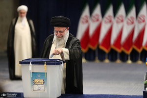 حضور رهبر معظم انقلاب اسلامی در انتخابات ریاست جمهوری چهاردهم