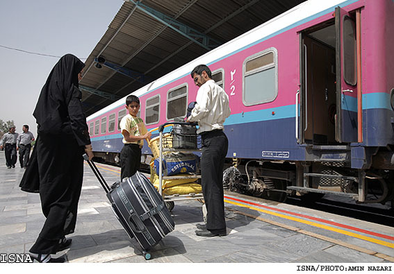 مسافران قطار زنجان - تهران خسارت بگیرند