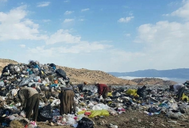 معضل دفن غیرمجاز زباله در منطقه گویچاله فولادمحله رسیدگی شود