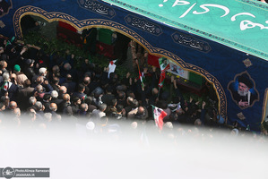 مراسم تشییع پیکرهای مطهر 84 شهید قهرمان ناوشکن دنا -1