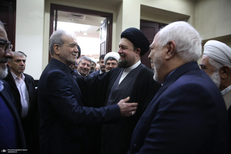 حاشیه تجدیدمیثاق رئیس جمهور و اعضای دولت با آرمان‌های بنیانگذار جمهوری اسلامی ایران