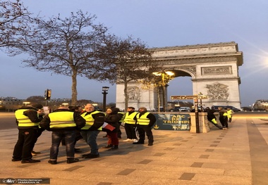 عکس/ جلیقه زردها باز هم به خیابان ها آمدند