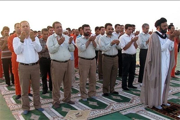 تاکید مسئولان آستارا بر اقامه نماز جماعت در اداره‌ها و مدارس