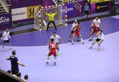 پیروزی مردان هندبال ایران در گام نخست قهرمانی آسیا
