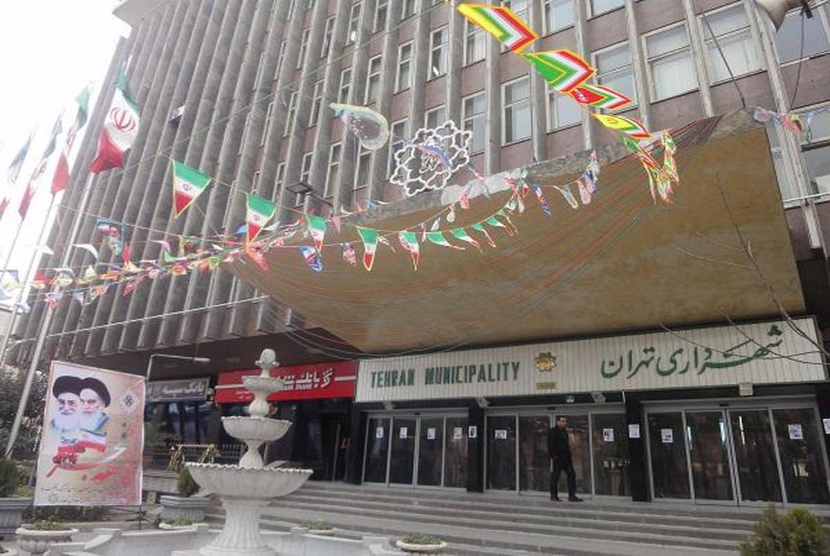 انتقاد دو عضو شورای شهر از ٣‌سال پنهان‌کاری اطلاعاتی در شهرداری