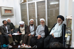 دیدار اعضای موسسه تنظیم و نشر آثار امام خمینی(س) نمایندگی قم با جمعی از مراجع و علما