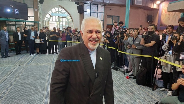 واکنش ظریف به توهین رییس ستاد جلیلی به مردم + فیلم