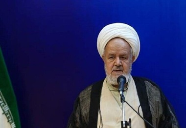 رئیس دفتر عقیدتی سیاسی فرمانده کل قوا: آخرین نظرسنجی یک مرکز معتبر نشان می‌دهد بیش از ۵۰ درصد مردم می‌گویند مذاکرات راهگشا و مشکل‌گشا است؛ یعنی این‌طور نیست که با حضور مردم در بیست و دوم دی و خنثی کردن آن توطئه سنگین، جامعه ما کاملاً بصیرت دارد