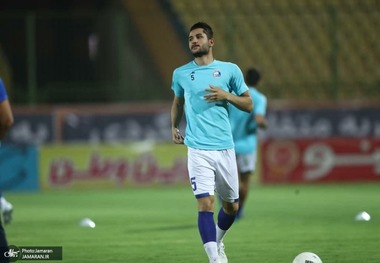 عیادت امید ابراهیمی و شجاع از پورعلی گنجی و عارف غلامی در بیمارستان+ عکس