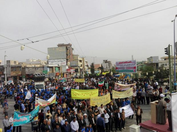 راهپیمایی 13 آبان در ایذه برگزار شد