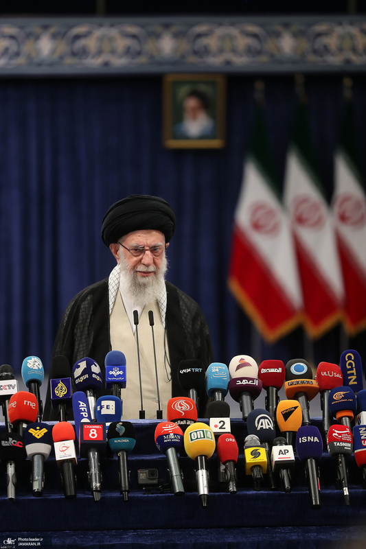 حضور رهبر معظم انقلاب اسلامی در انتخابات ریاست جمهوری چهاردهم
