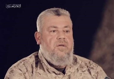 شهید «عزالدین الحداد» به همراه همسر و دخترش و تعدادی از مردمان فلسطین به شهادت رسید