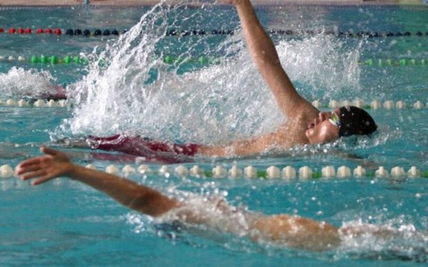 درخشش شناگر همدانی با کسب چهار مدال کشوری