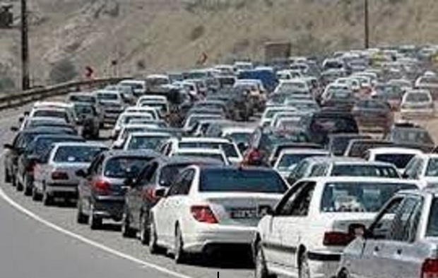 ترافیک در جاده بهشت رضا (ع) مشهد پرحجم است