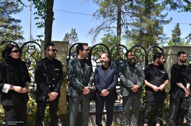 مراسم چهلمین روز درگذشت حمید هیراد در بهشت زهرا
