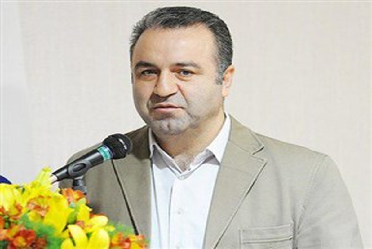 مدیر روابط عمومی پیشین وزارت ورزش در دولت احمدی نژاد از تاج سمت گرفت