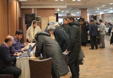 اتاق بازرگانی تهران: حدود ۷۰۰ فعال اقتصادی از اینترنت اتاق بازرگانی استفاده کردند/ اینترنتی که هم اکنون در اختیار بازرگانان قرار گرفته در یک فضای بسیار محدود و آن هم فقط برای مدت مشخص است