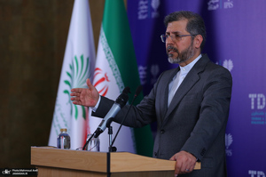 نشست خبری سعید خطیب زاده با موضوع مجمع گفتگوی تهران