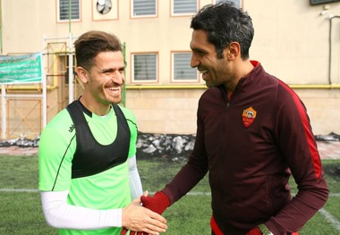 دیدار یک پرسپولیسی با استقلالی‌ها در جنوب تهران+عکس
