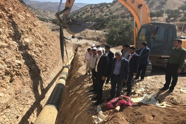خط فلزی گازرسانی به دیشموک و قلعه رئیسی اجرا شد