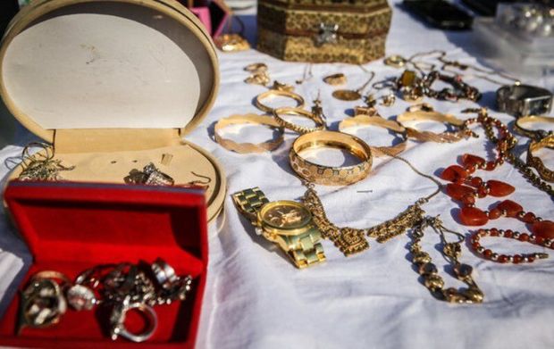 سارقان چهار کیلوگرم جواهر و سنگ قیمتی در ساری دستگیر شدند