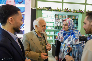  غرفه موسسه تنظیم و نشر آثار امام خمینی (س) در سی و سومین نمایشگاه بین المللی قرآن کریم-4