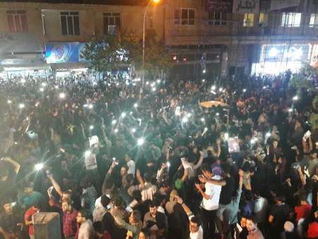 هواداران روحانی و رئیسی در سبزوار کارناوال شادی به راه انداختند