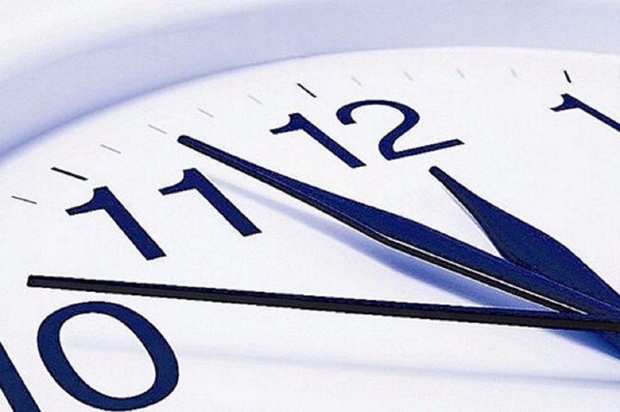 ساعت رسمی کشور دیگر تغییر نمی‌کند/ اعلام ساعت آغاز به کار اداره‌ها در سال جدید