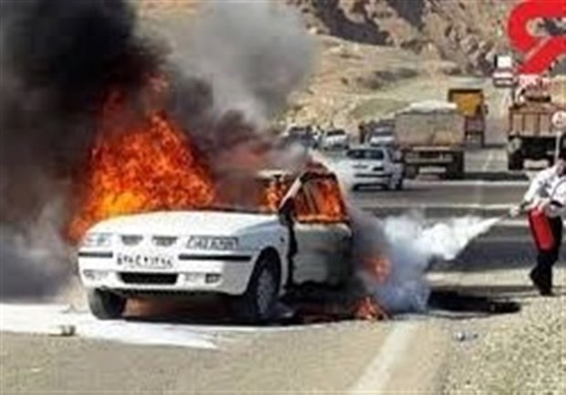2 سرنشین یک خودرو در آتش سوختند سوانح جاده ای همدان پنج کشته برجا گذاشت